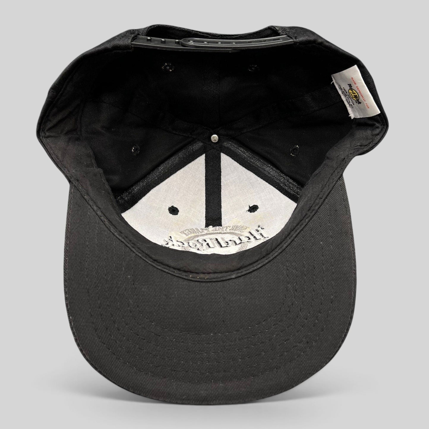 Raree Finds vintage Hard Rock Cafe Buenos Aires black cotton snapback hat interior view showing brand tag