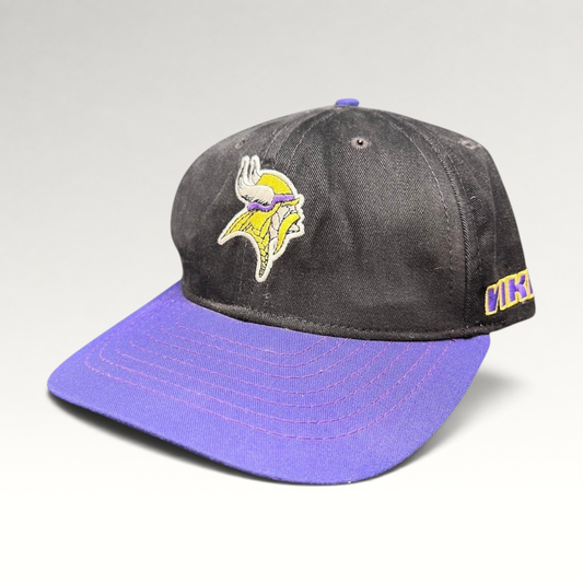 Raree Finds vintage Minnesota Vikings Logo Athletic snapback hat with black crown, purple brim, and side embroidery.