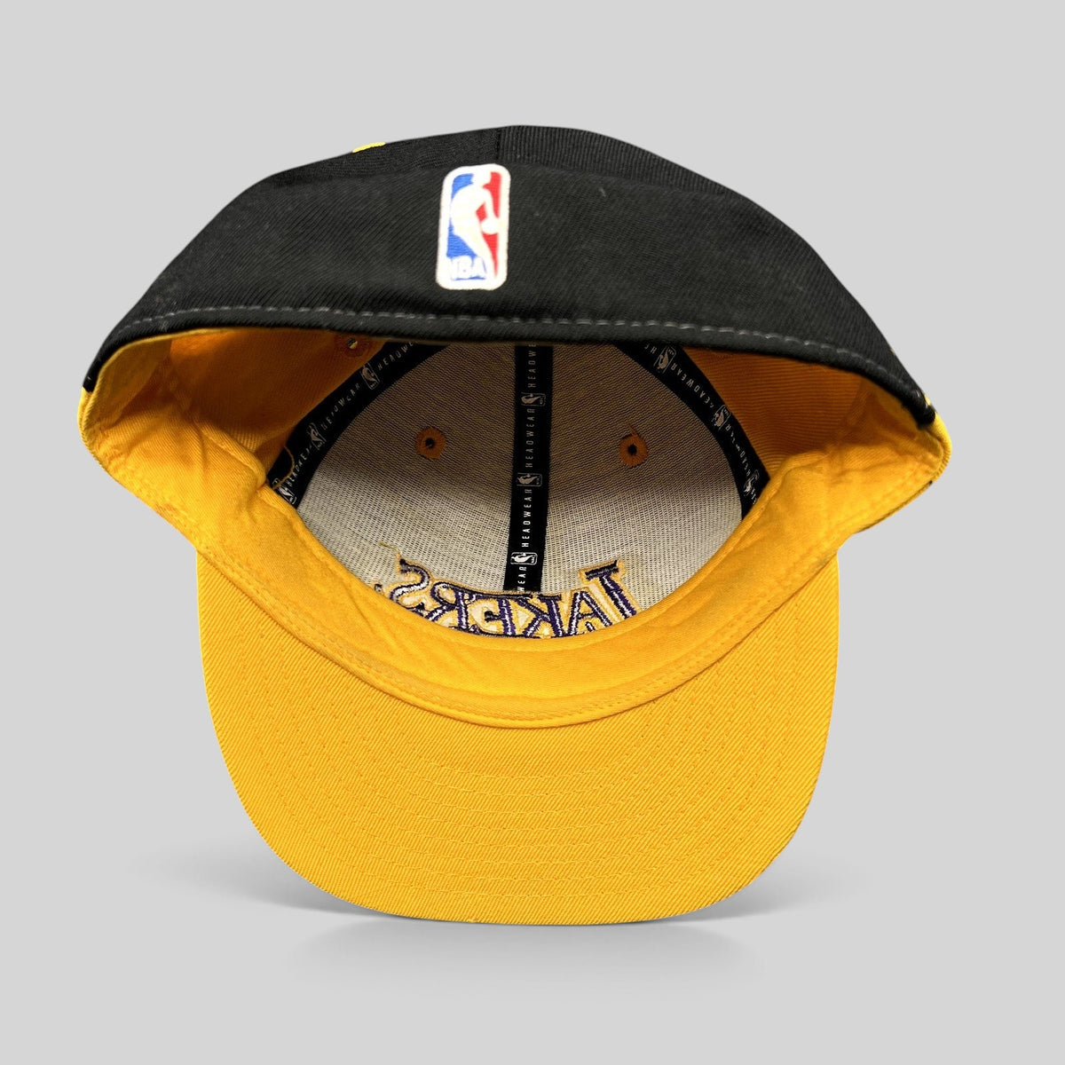 Vintage Reebok Los Angeles Lakers Fitted Hat 7 3/8 NBA Black Gold
