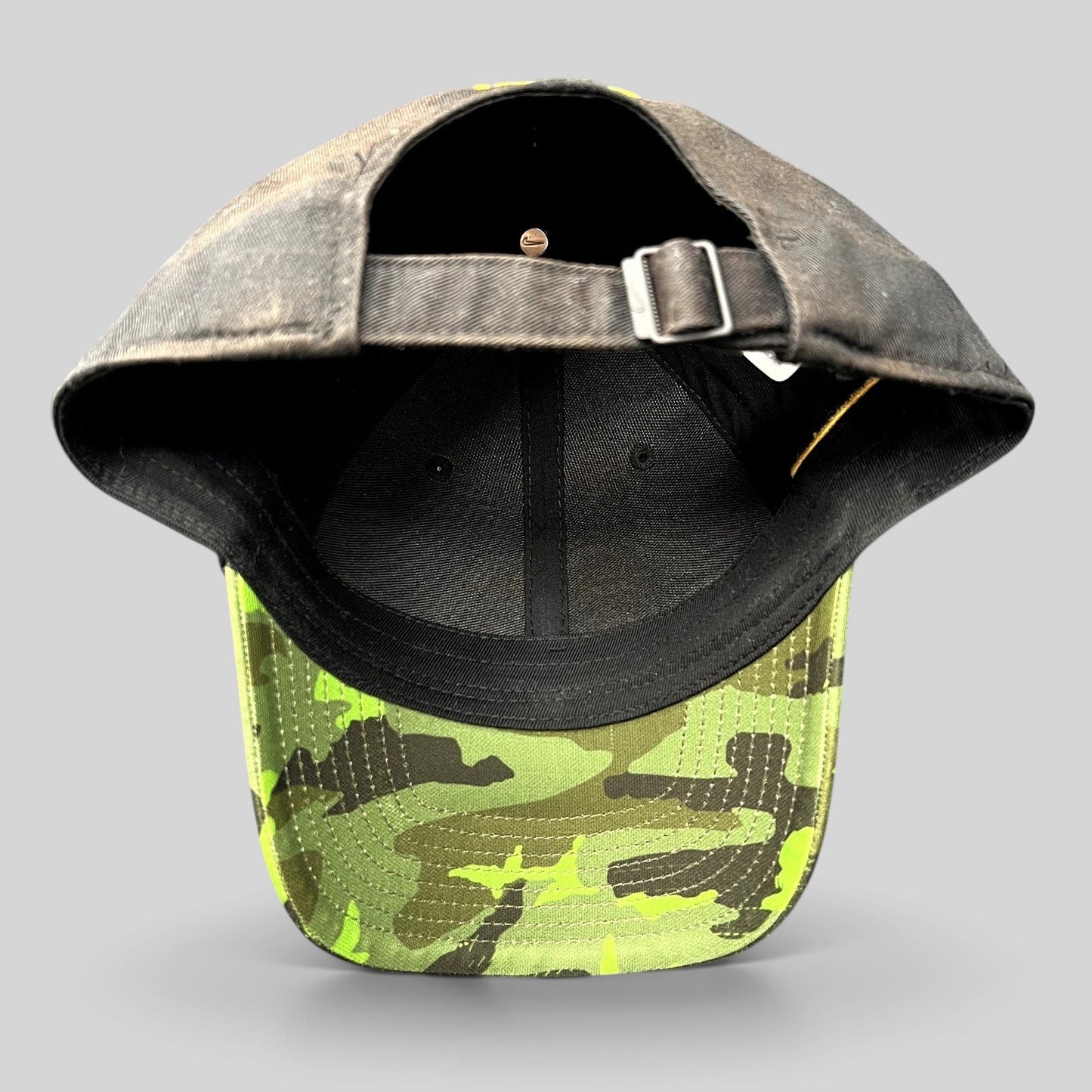 Nike Iowa Hawkeyes Camo Bill Strapback Hat Legacy91 Black
