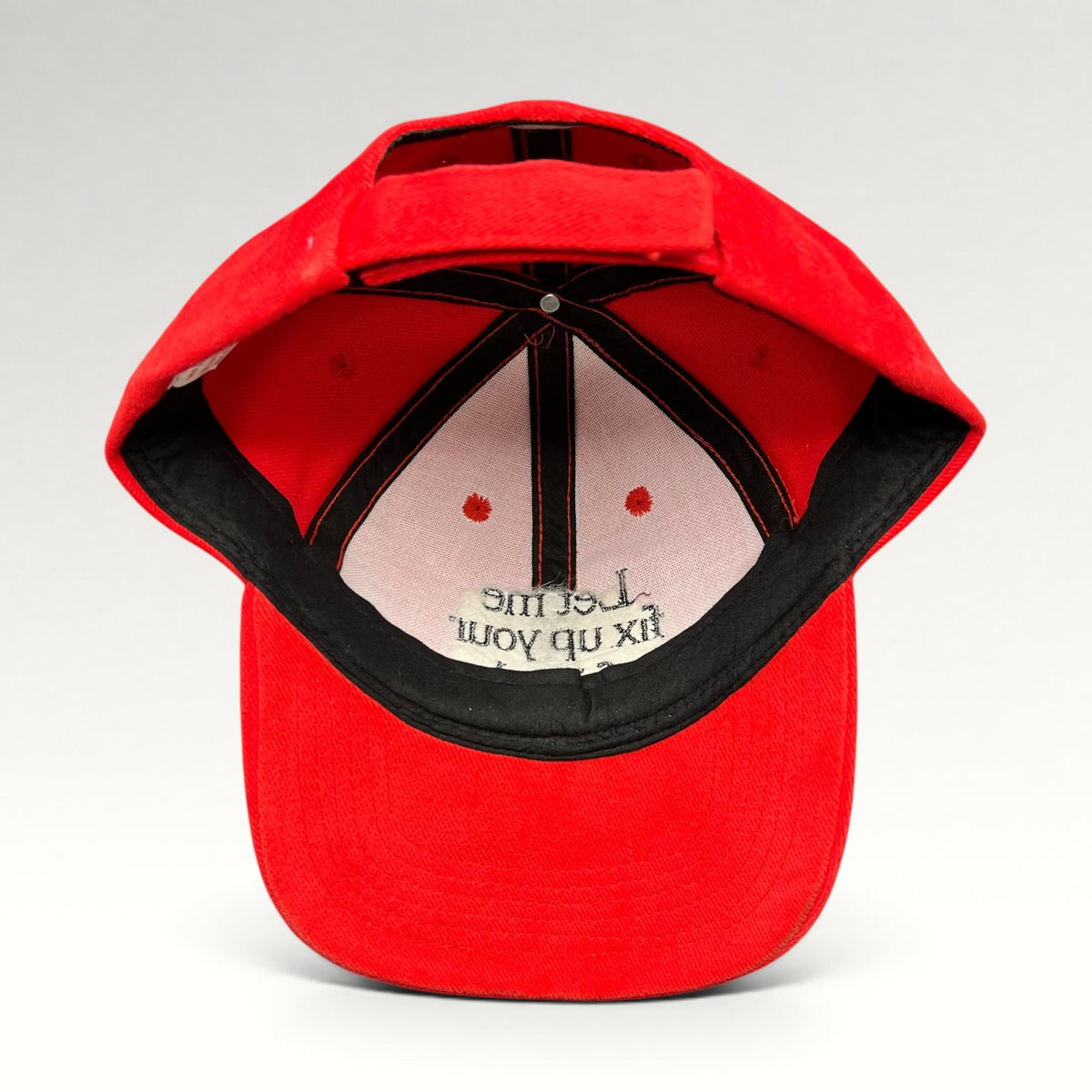 Red Honda logo strapback hat, interior and closure