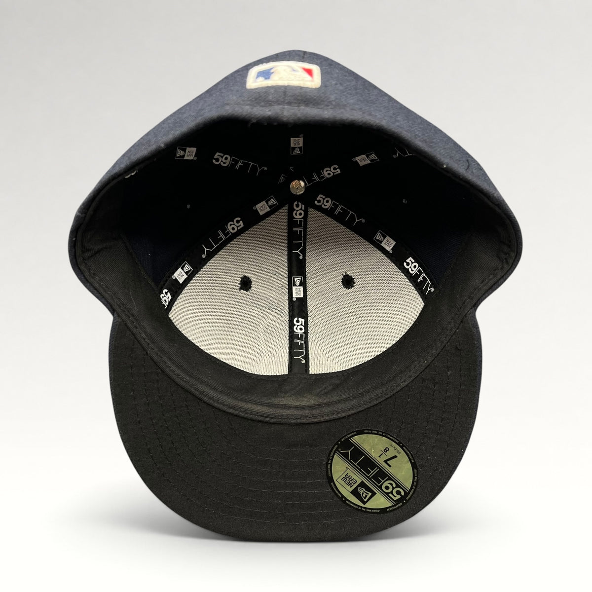 Cleveland Indians New Era 59FIFTY fitted hat, interior