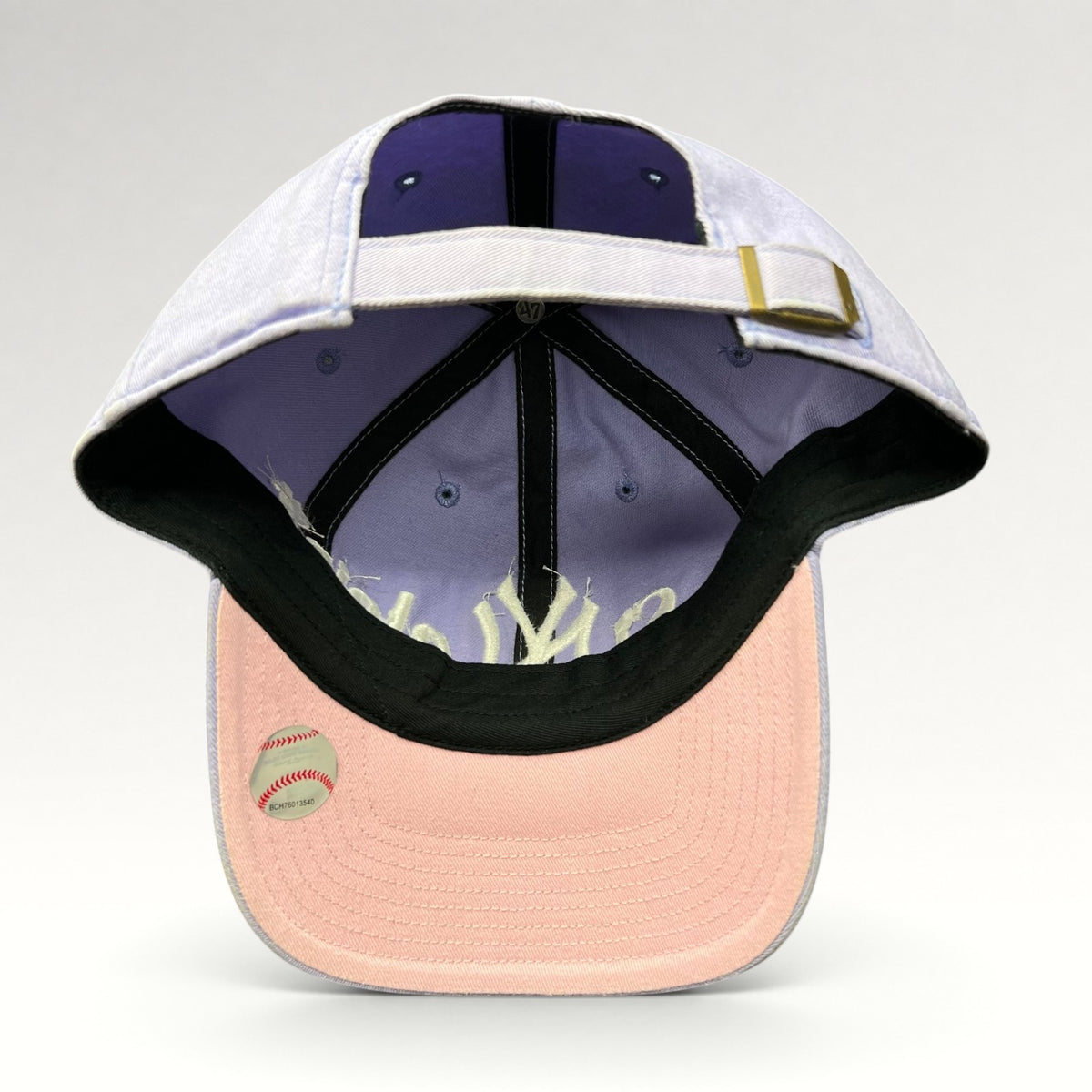New York Yankees Sinclair ’47 Modern Lavender Strapback Hat, photo 6