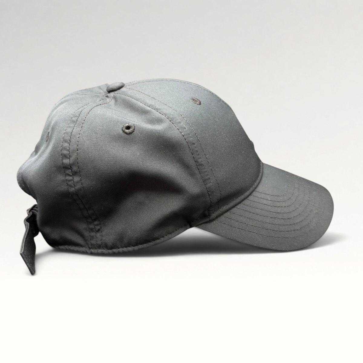 Disney Mickey Mouse Nike Legacy91 Modern Strapback Hat, photo 5