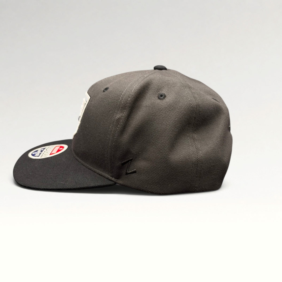 Los Angeles Kings Zephyr Snapback Hat photo 4