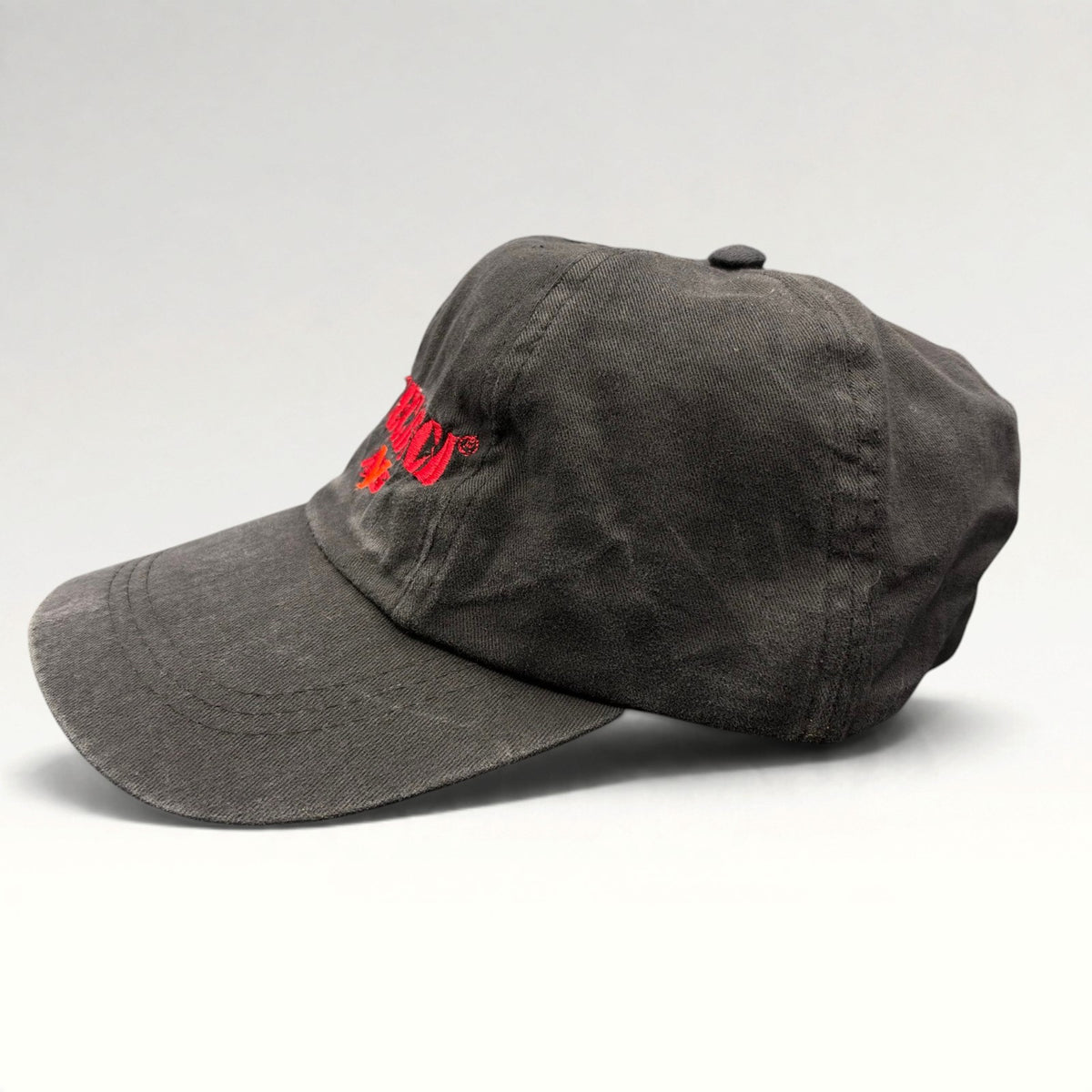 Tecnica AVS hat detail 4