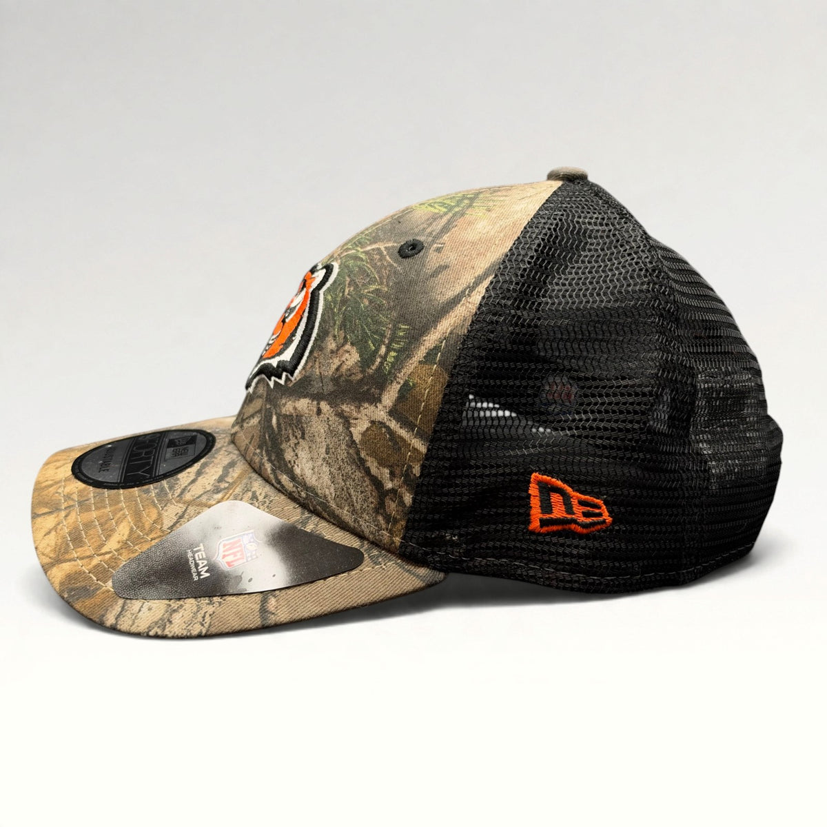Cincinnati Bengals New Era 9FORTY Camo Trucker Snapback Hat photo 4