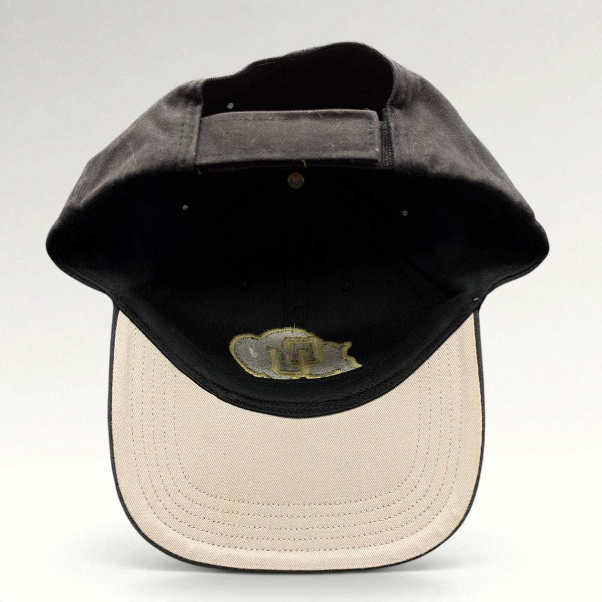 Colorado Buffaloes '47 Strapback Hat photo 6