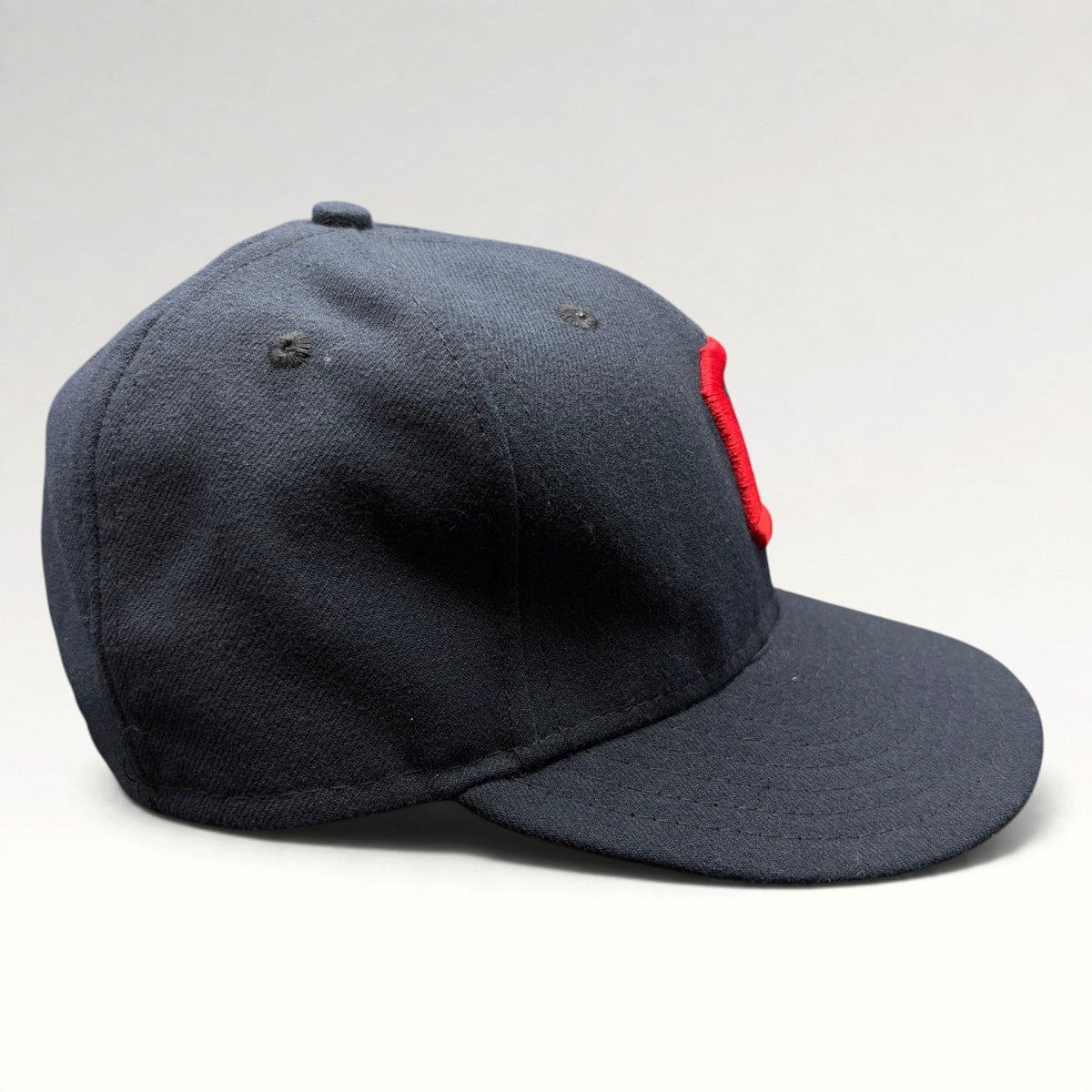 Cleveland Indians Block C New Era 59FIFTY Fitted Hat Size 7 1/8 photo 5