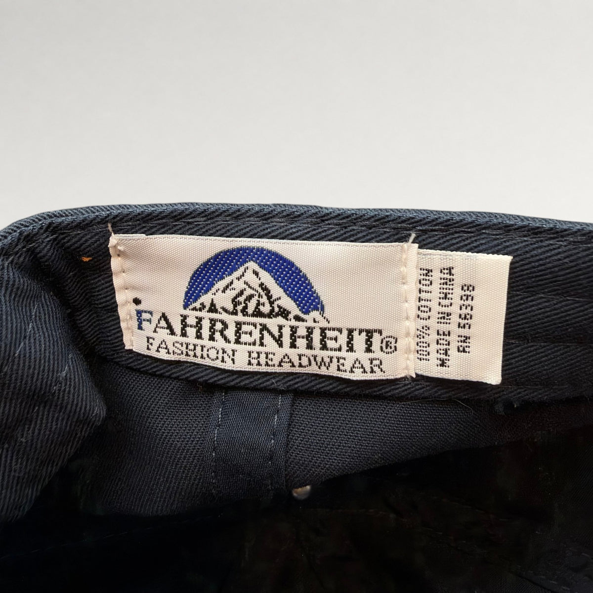 Maui Jim Sunglasses Vintage Parrot Strapback Hat, photo 7