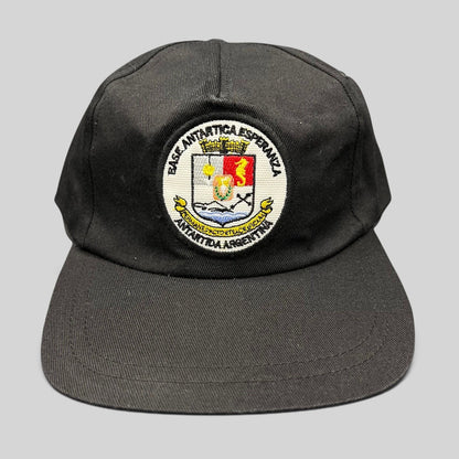 Raree Finds vintage black snapback hat featuring an embroidered Base Antártica Esperanza Argentina crest patch
