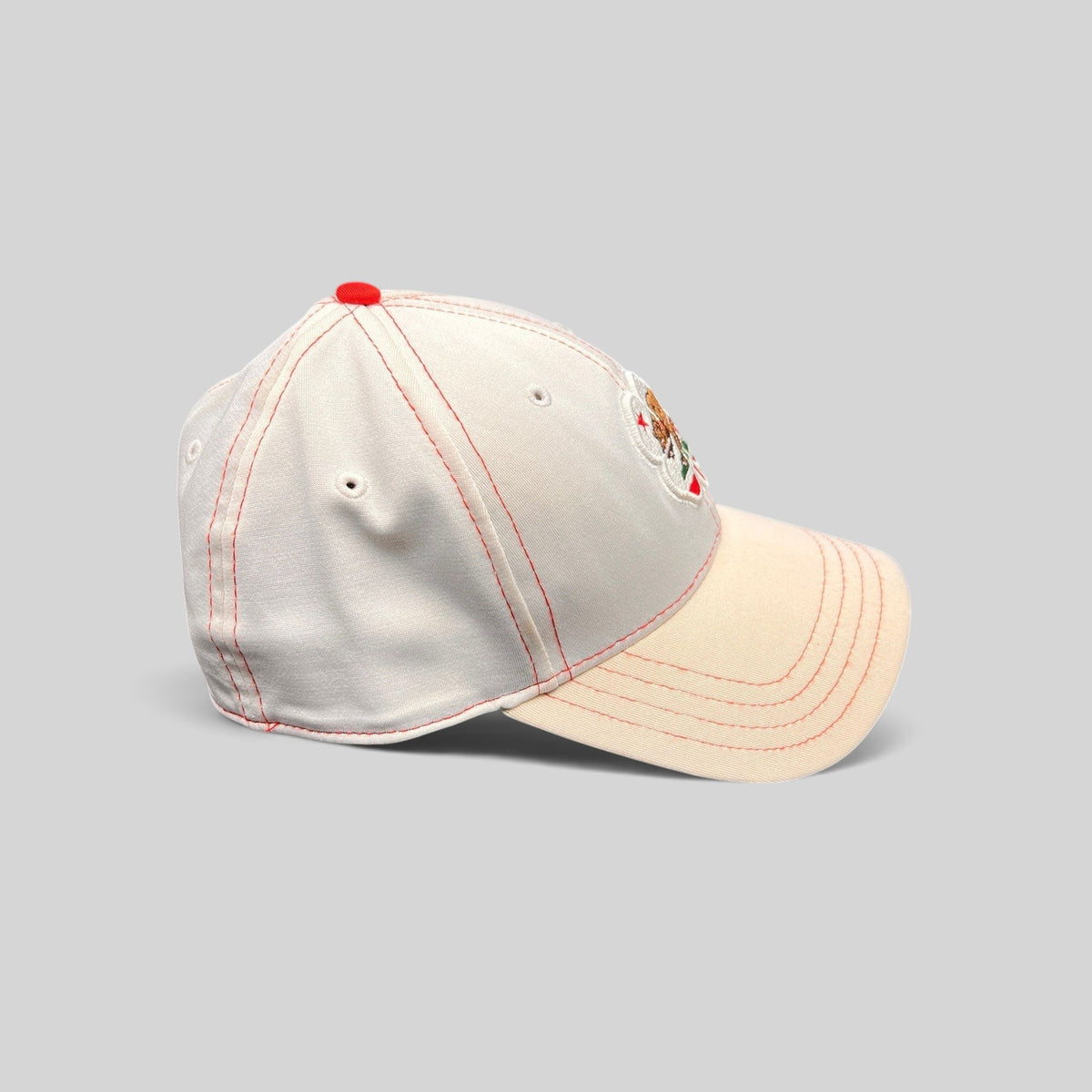 Raree Finds Black Clover California Republic hat in white with red stitching and a bear clover emblem side view