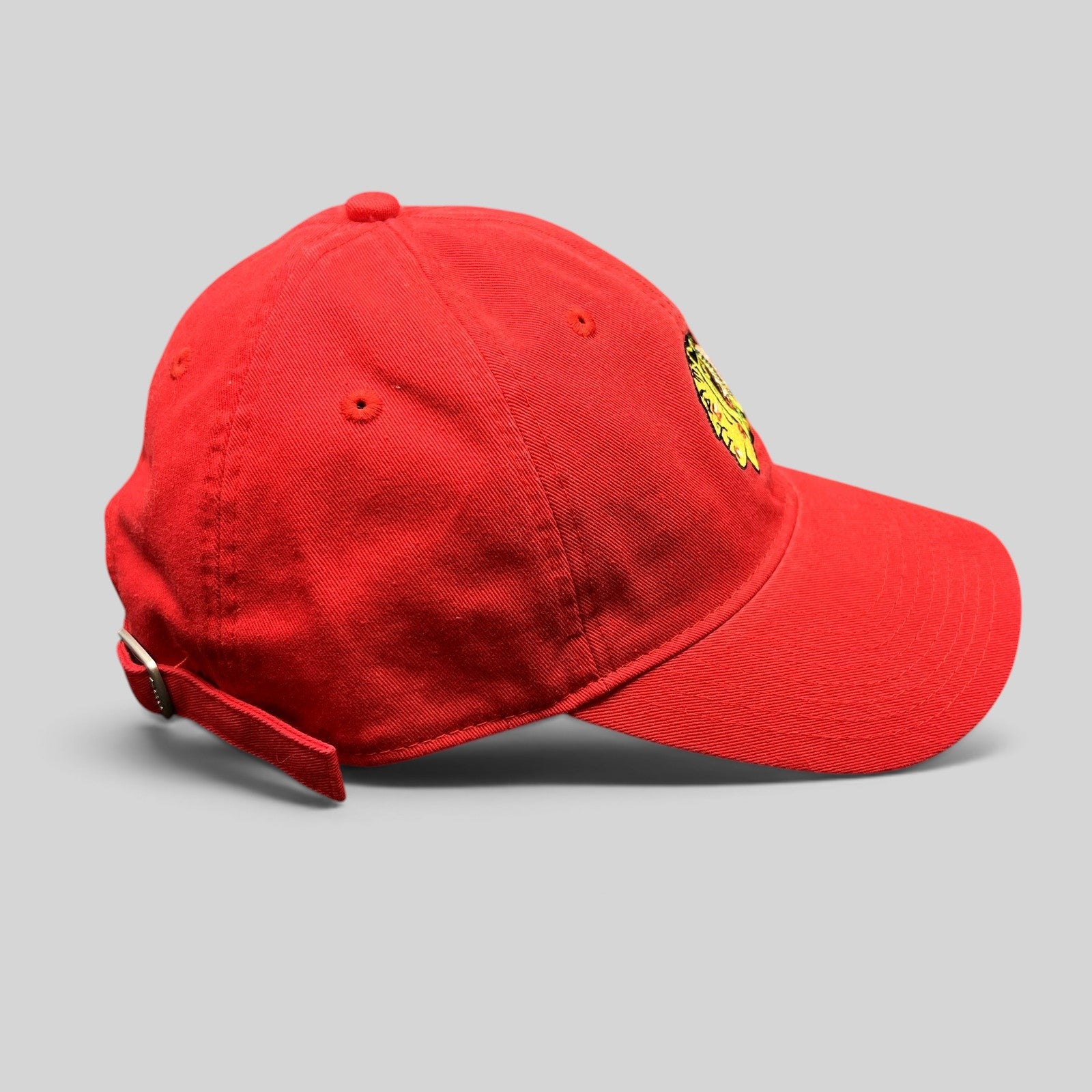 Raree Finds Chicago Blackhawks red cotton strapback hat with embroidered team logo and adjustable metal buckle