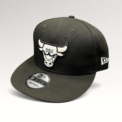 Raree Finds Chicago Bulls New Era 9FIFTY snapback hat in black with white embroidered logo and flat visor