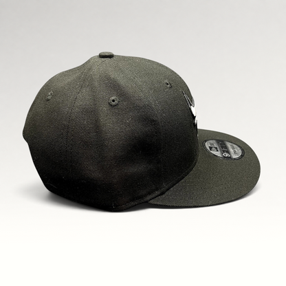 Raree Finds Chicago Bulls blackout 9FIFTY snapback hat in black with white embroidered logo and flat visor