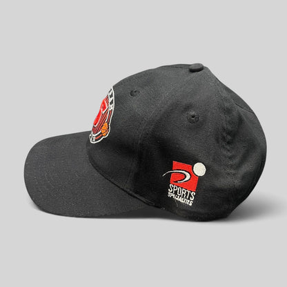 Raree Finds vintage Chicago Bulls 5th championship snapback by Sports Specialties in black with red embroidery