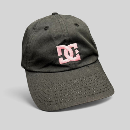 Raree Finds DC Shoes black cotton strapback hat with an embroidered pink logo in a low-profile skate style