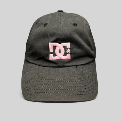 Raree Finds DC Shoes black cotton strapback hat with a pink embroidered logo in a low-profile skate style