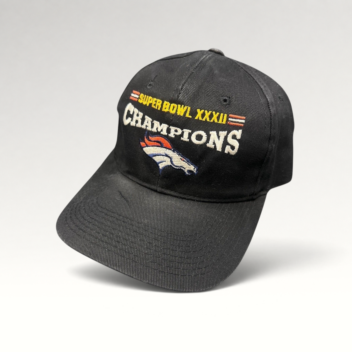 Raree Finds vintage 1998 Denver Broncos Super Bowl XXXII Champions black cotton strapback hat with embroidery