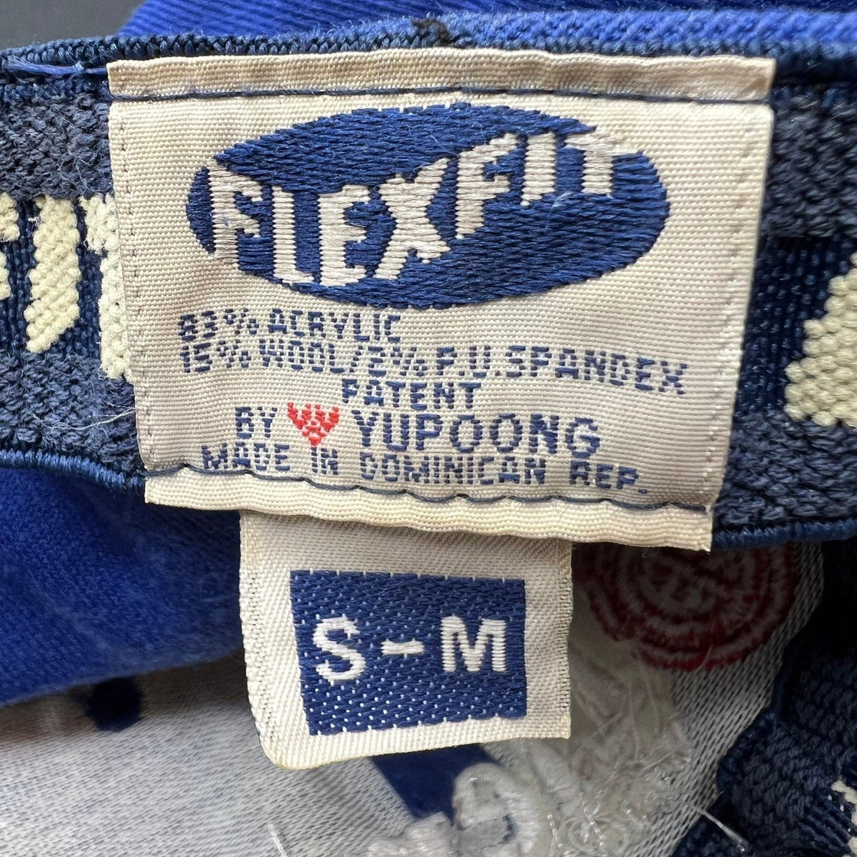 Raree Finds vintage Element Flexfit hat interior tag showing material blend and size S-M