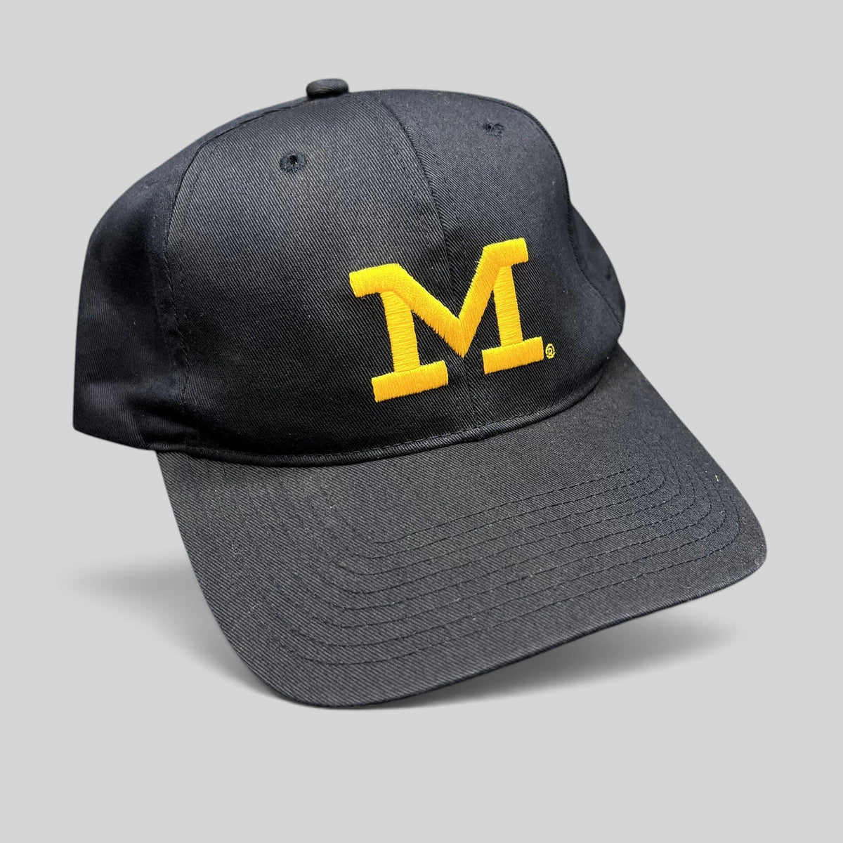 Raree Finds vintage Michigan Wolverines navy blue snapback hat with maize yellow Block M embroidery