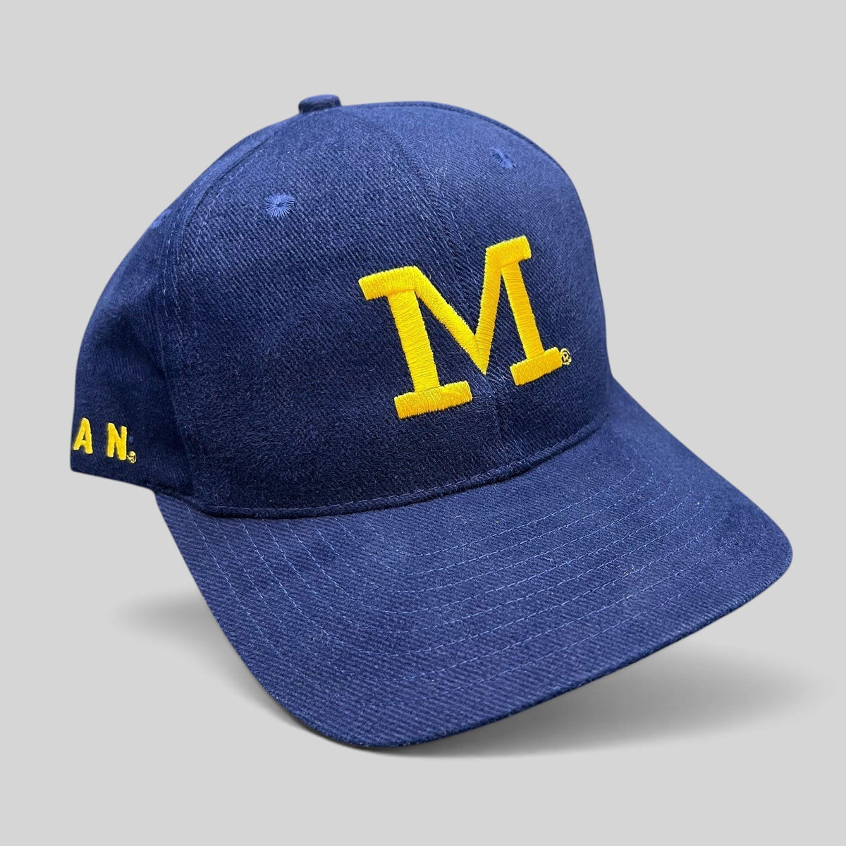 Raree Finds vintage Nike Team Sports Michigan Wolverines navy and maize cotton snapback hat with block M embroidery