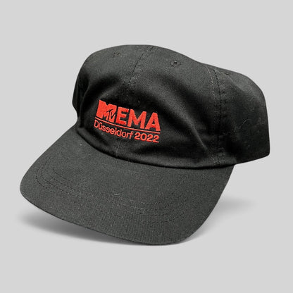 Raree Finds black six-panel strapback hat with red embroidered MTV EMA Düsseldorf 2022 logo on the front