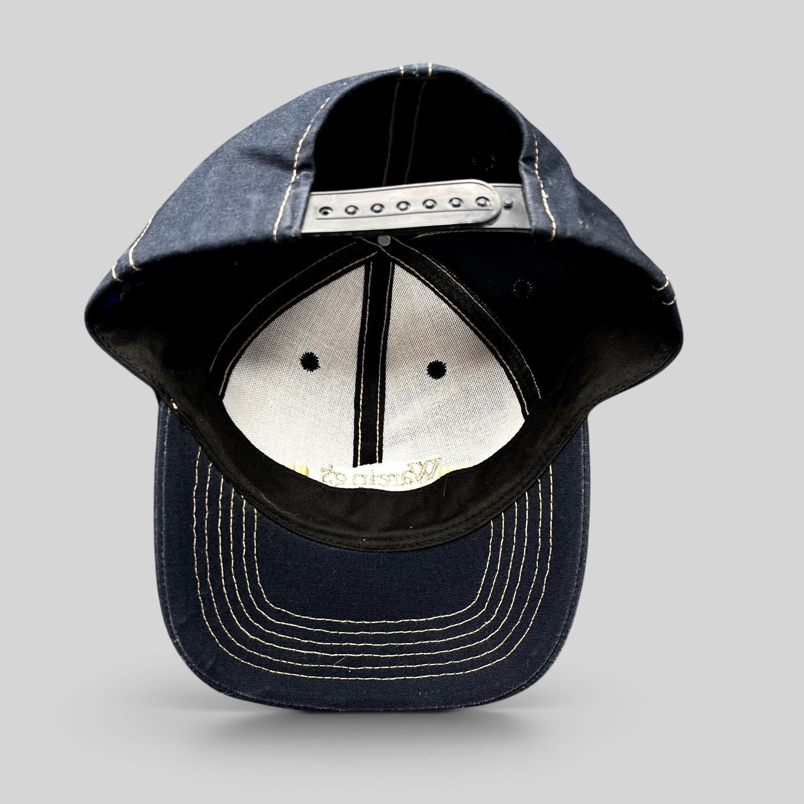 Raree Finds vintage navy blue Wareing’s Gym snapback hat by BIG Accessories with gold contrast stitching, back view.