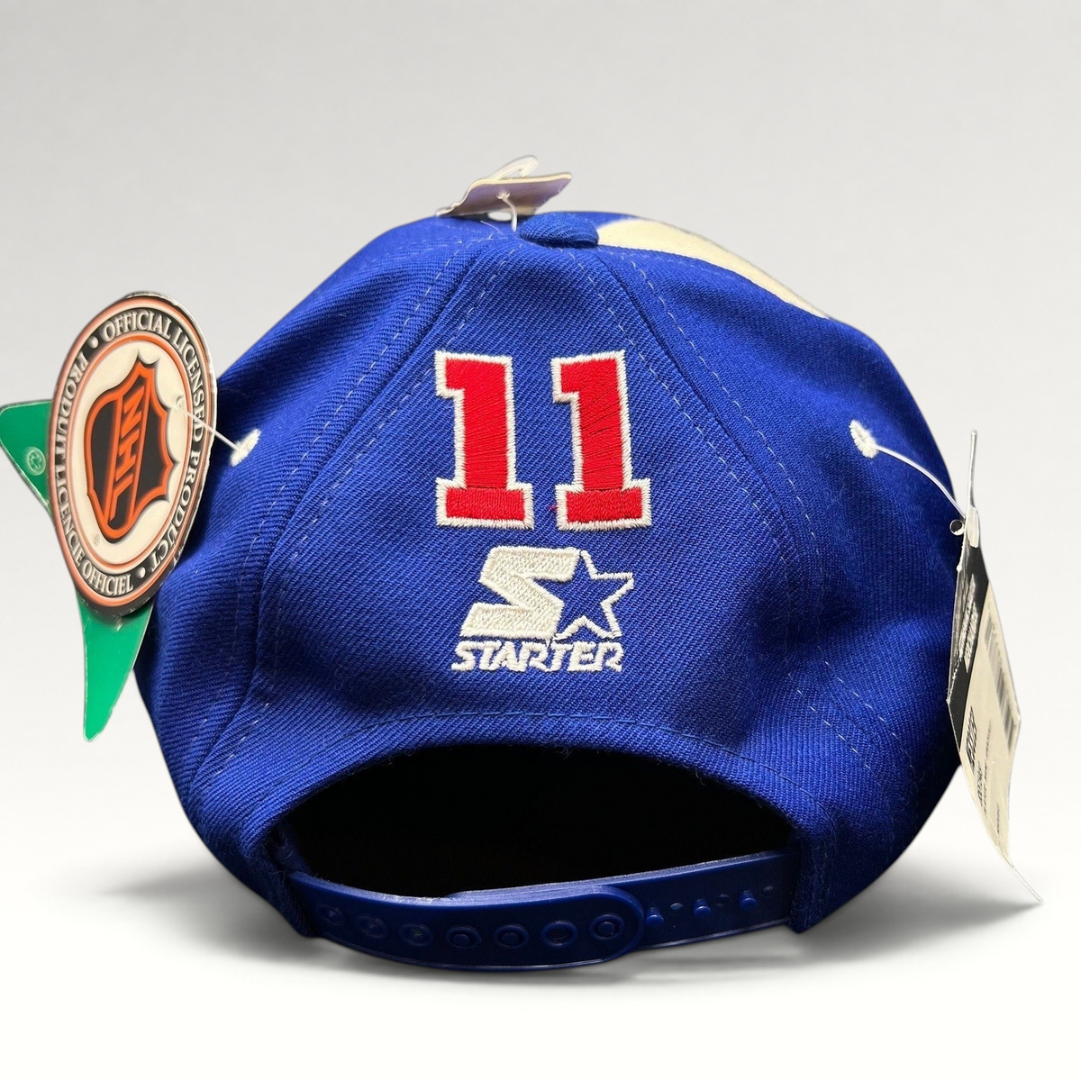 Raree Finds vintage New York Rangers Starter wool snapback hat featuring Messier number 11 embroidery and NHL tag