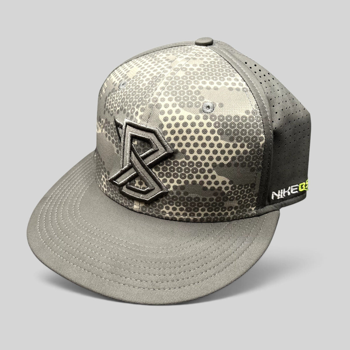 Raree Finds Nike Mike Trout Lunar Vapor gray digital camo baseball cap with embroidered MT logo and Dri-FIT fabric