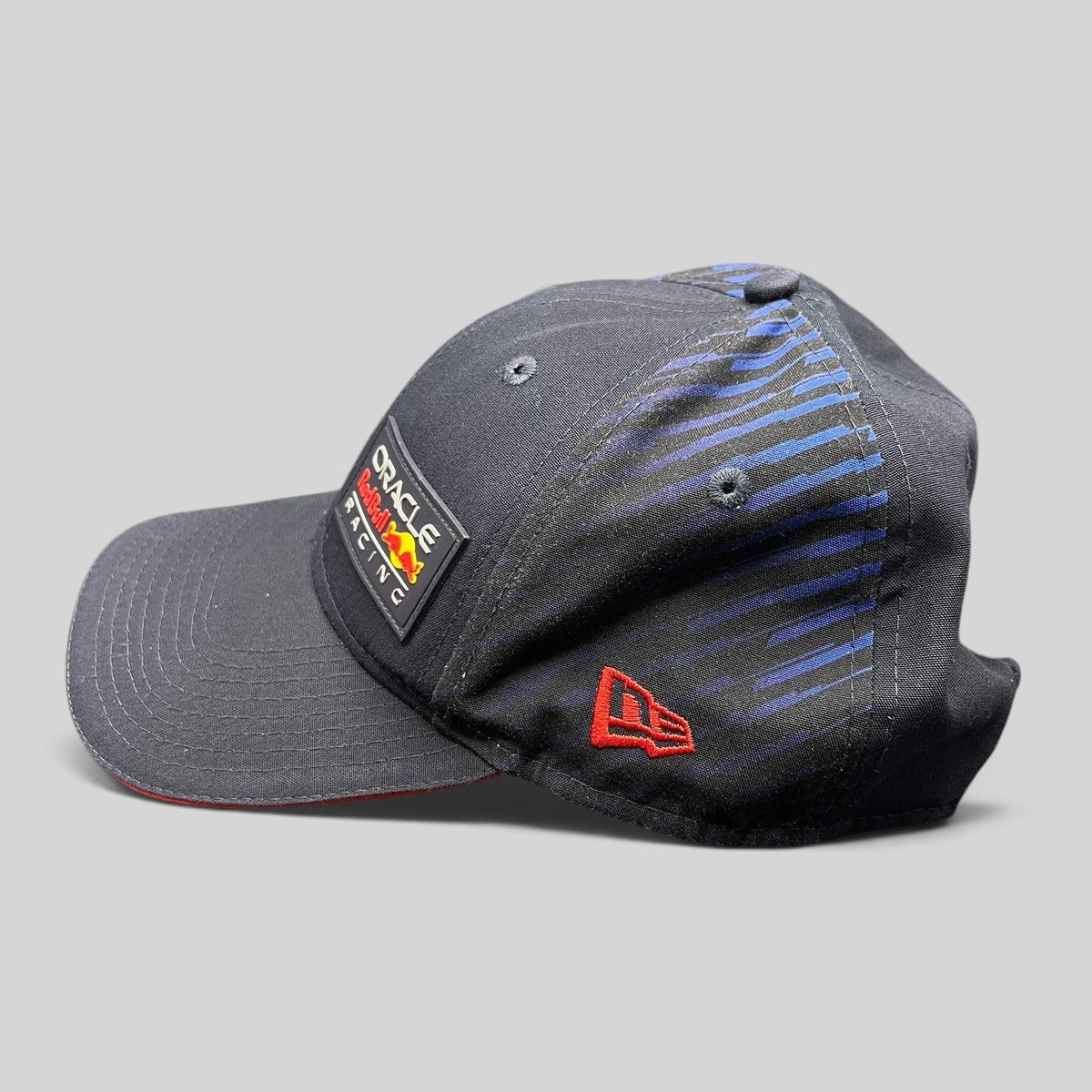 Raree Finds navy Oracle Red Bull Racing New Era 9FORTY snapback cap with red trim and side logo