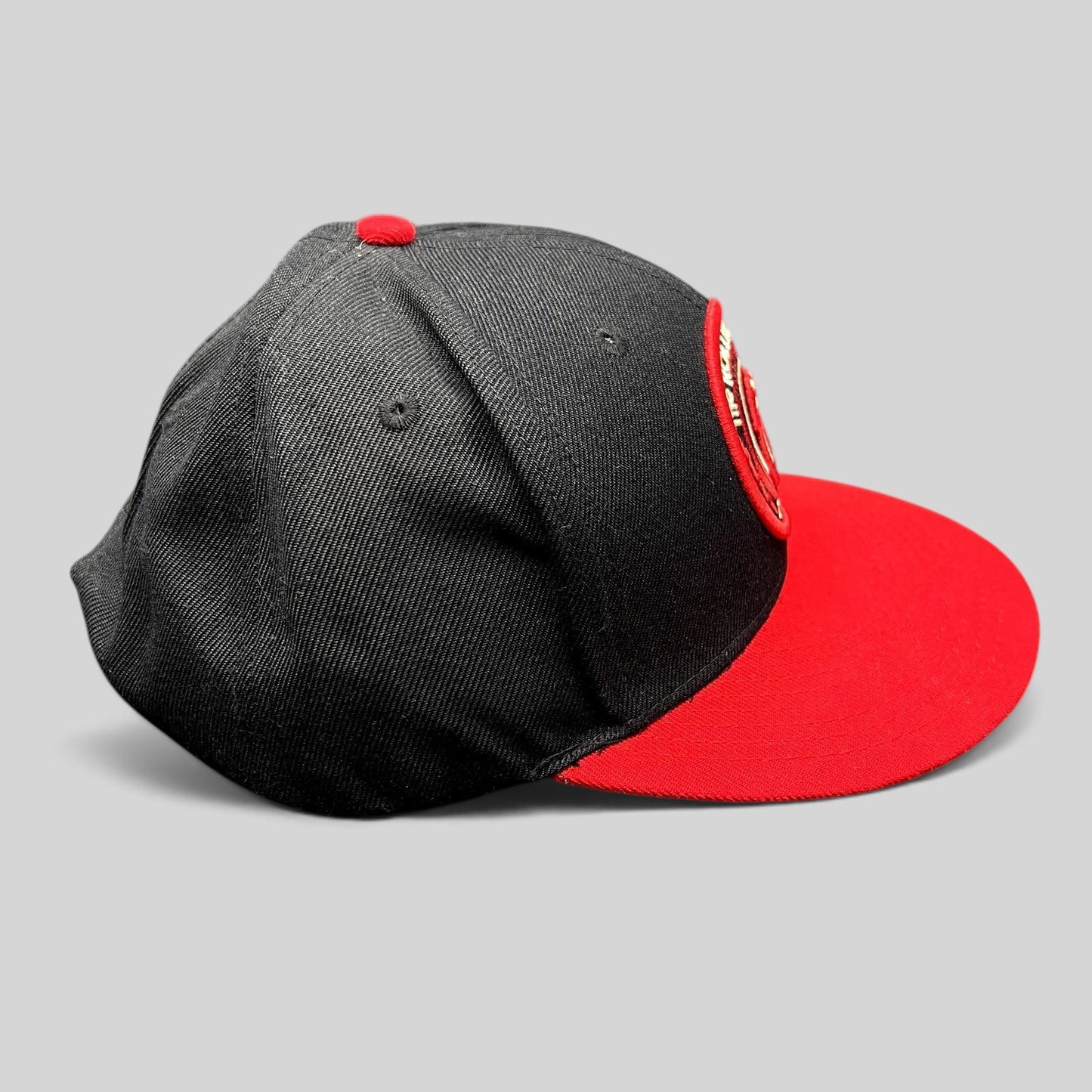 Raree Finds The Rolling Stones Zip Code 2015 tour snapback hat in black and red with iconic tongue and lips logo patch