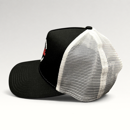 Raree Finds New Era 9FORTY SDF trucker snapback hat in black and white with mesh back panels and curved visor