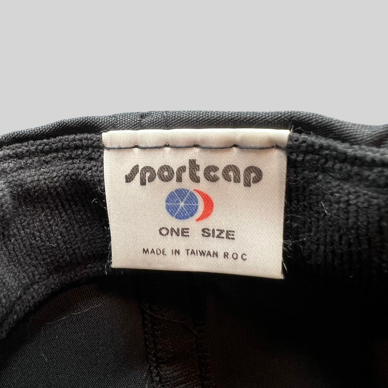 Raree Finds vintage Sportcap label inside a black NFL Pro Bowl snapback hat, showing Made in Taiwan R.O.C. details.