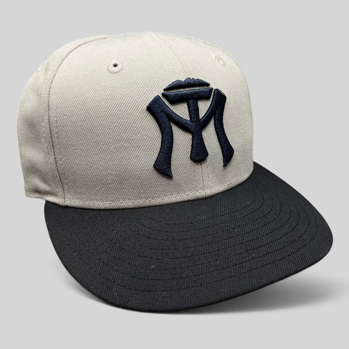 Raree Finds Sultanes de Monterrey New Era 59FIFTY fitted hat with a grey crown and black flat brim