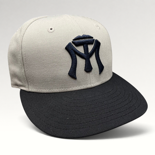 Raree Finds Sultanes de Monterrey New Era 59FIFTY fitted hat with a grey crown and black flat brim