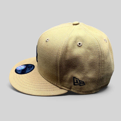Raree Finds New Era LA Dodgers 1981 World Series tan snapback hat with flat brim and side New Era logo embroidery