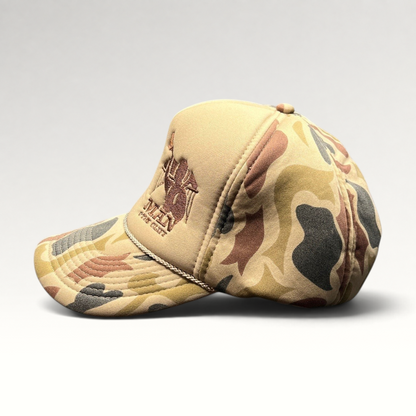 Raree Finds vintage Bonfire Brewing Co. tan camo snapback hat with rope detail and embroidered mountain graphic