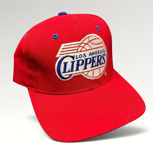 Raree Finds vintage 90s Starter Los Angeles Clippers red fitted hat with classic script logo and green underbrim