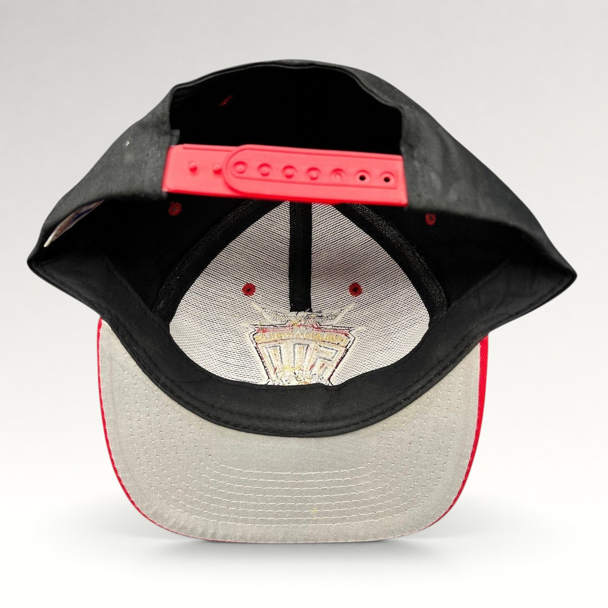 Raree Finds vintage 1997 Indianapolis 500 snapback hat with red plastic closure and grey undervisor
