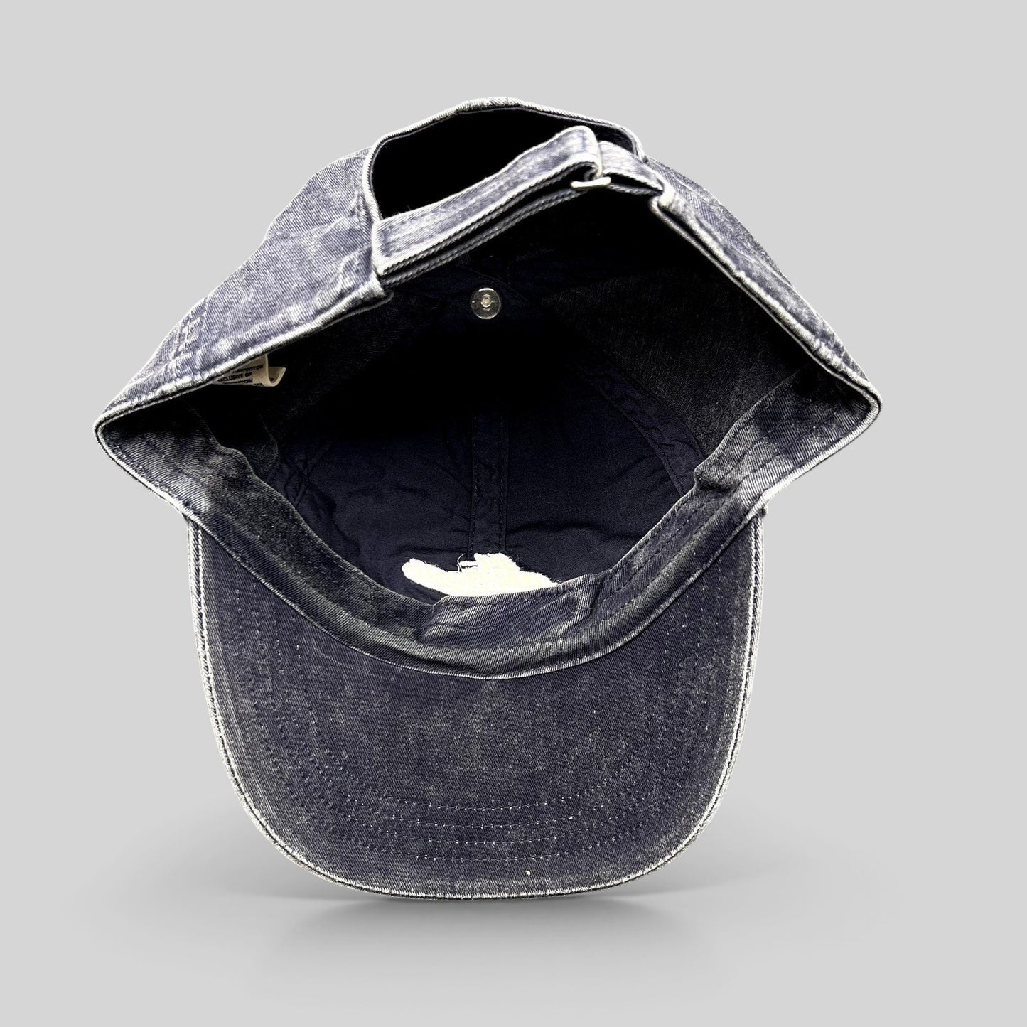 Raree Finds vintage 2003 Old Navy washed navy cotton baseball cap with adjustable strapback closure
