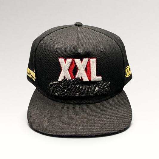 Raree Finds vintage 2017 XXL Freshman Class black snapback hat with 3D embroidery and gold side branding