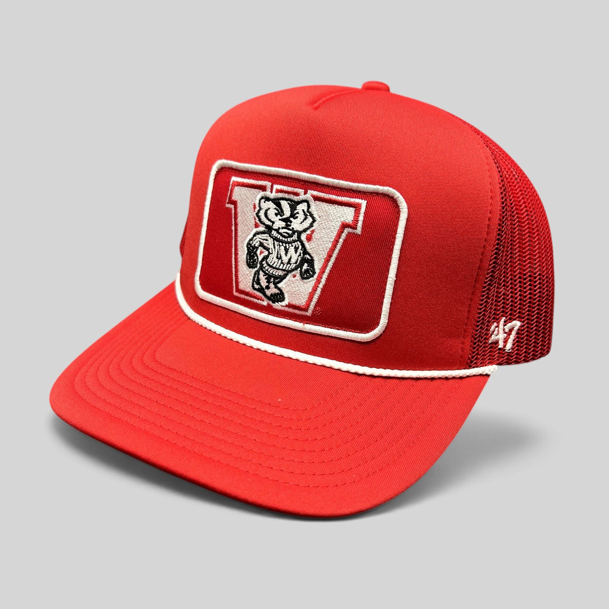 Raree Finds Wisconsin Badgers ’47 Brand red trucker snapback hat with Bucky Badger patch and white rope detail.