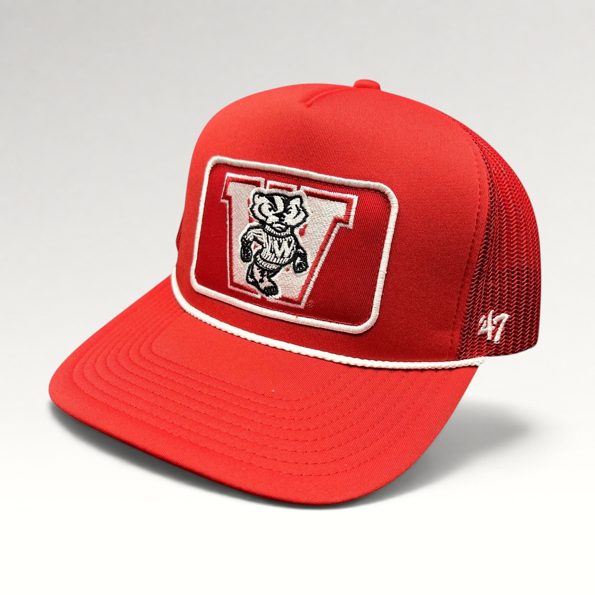 Raree Finds Wisconsin Badgers ’47 Brand red trucker snapback hat with Bucky Badger patch and white rope detail.