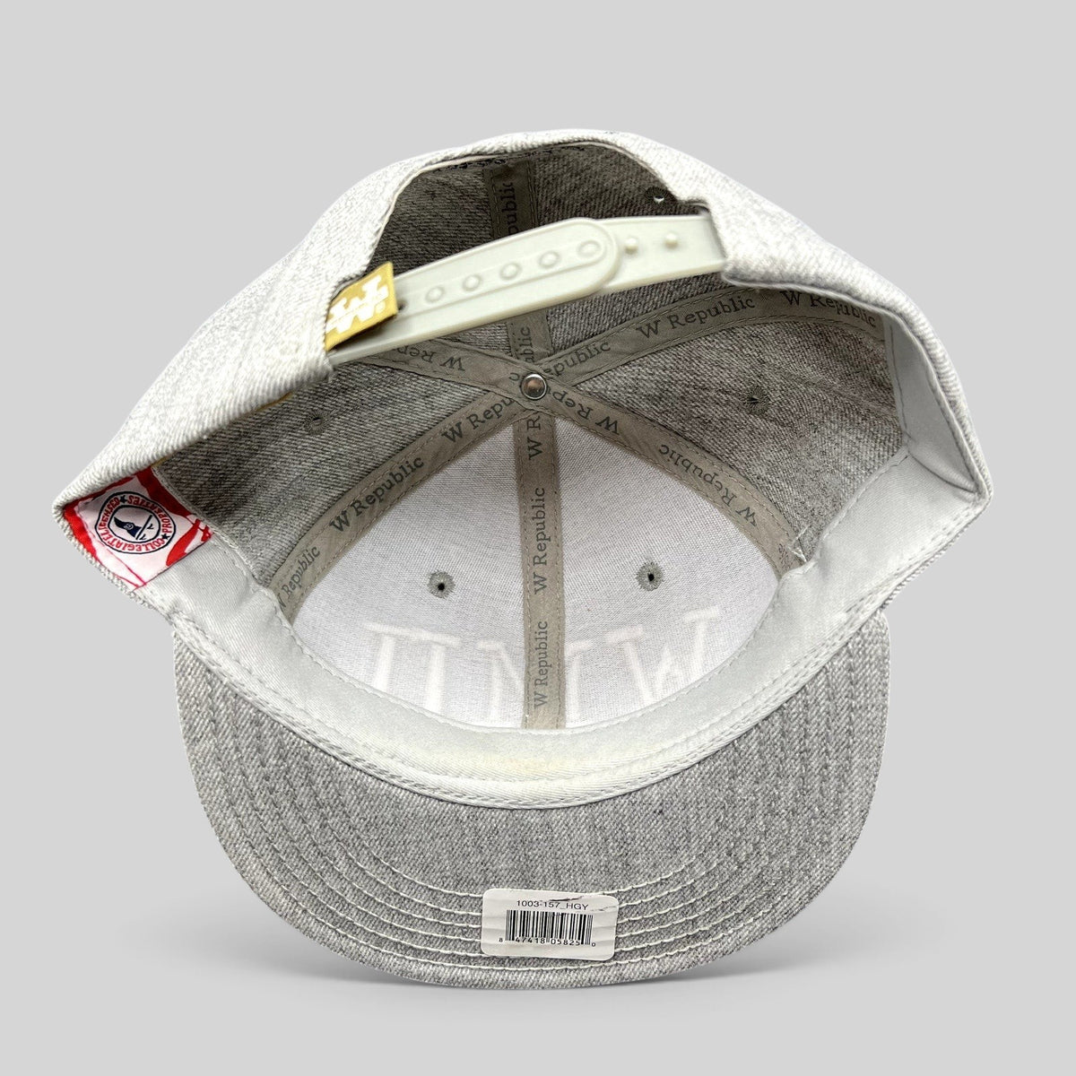 Raree Finds W Republic Western Michigan University snapback hat interior showing gray heather fabric and snap closure